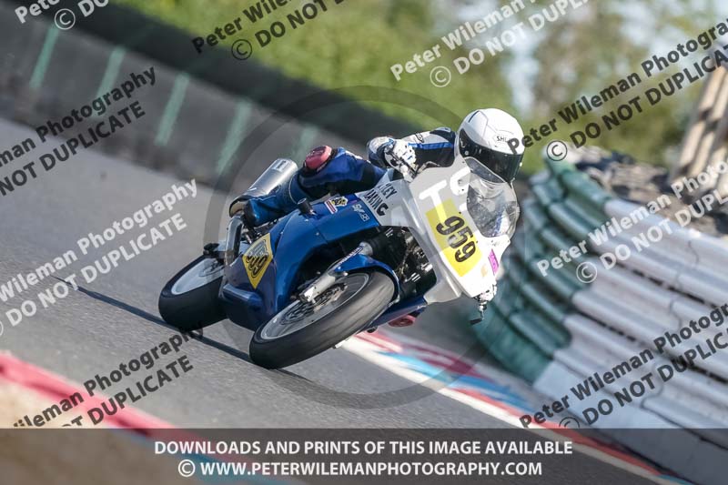 enduro digital images;event digital images;eventdigitalimages;mallory park;mallory park photographs;mallory park trackday;mallory park trackday photographs;no limits trackdays;peter wileman photography;racing digital images;trackday digital images;trackday photos